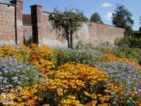 w-stourhead-walled_garden